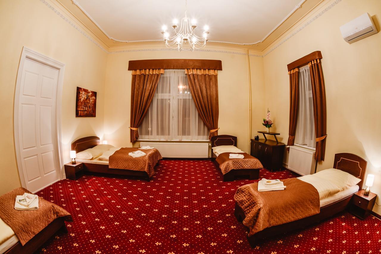 פופראד Hotel Kaskada מראה חיצוני תמונה